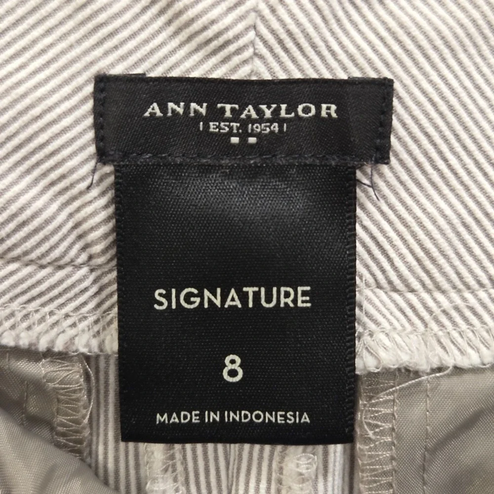 ANN TAYLOR Signature Capris‎ Cropped Pants Women's Size 8 Striped Casual Office
